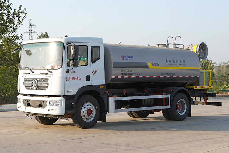 东风D9喷雾车（12方13.6方14方15.9方）（30米雾炮）