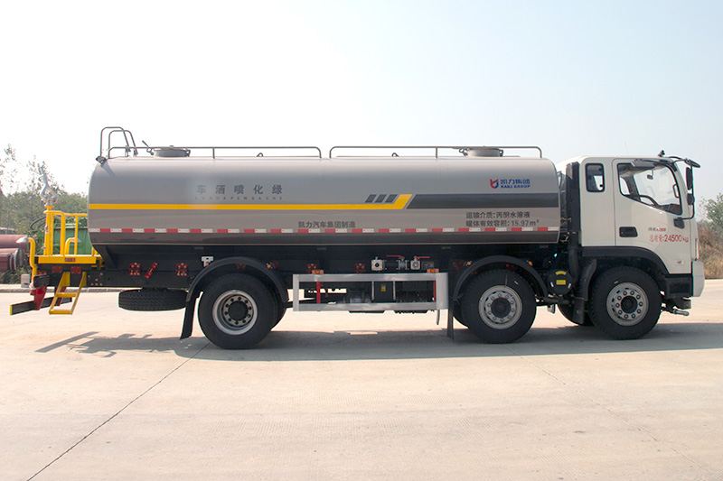 福田时代领航ES5洒水车（小三轴）（20方（选装30米雾炮）